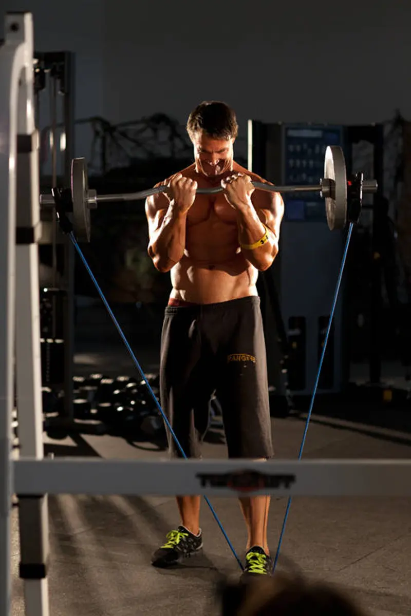 Close-Grip EZ-Bar Curl with Band — finish position