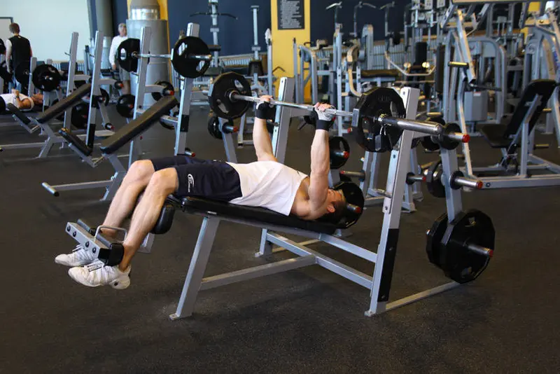 Decline Barbell Bench Press — finish position