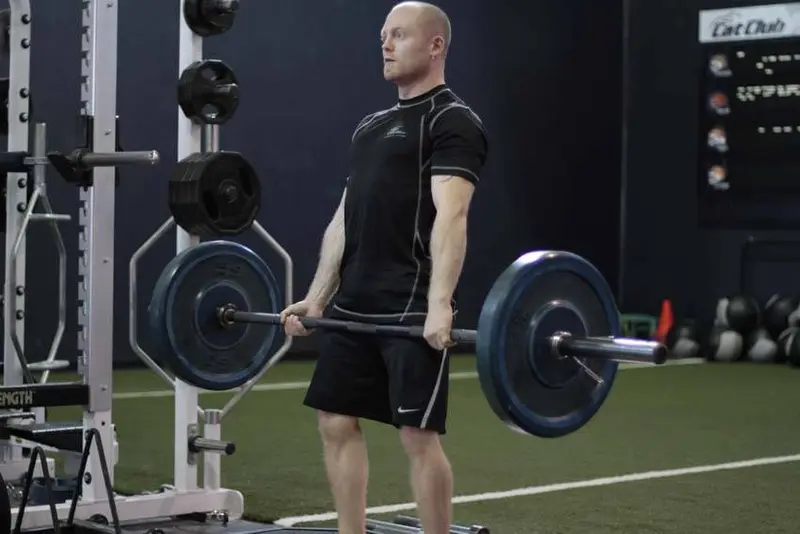 Deficit Deadlift — finish position