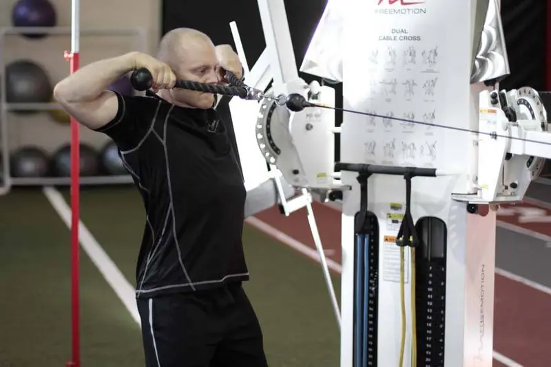 Face Pull — finish position