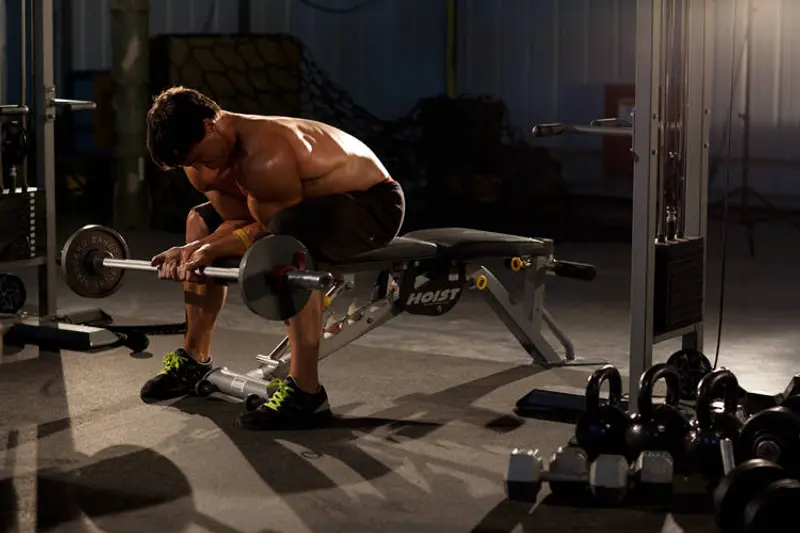 Finger Curls — finish position
