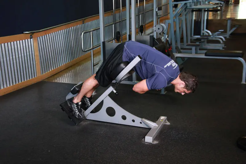 Hyperextensions (Back Extensions) — finish position