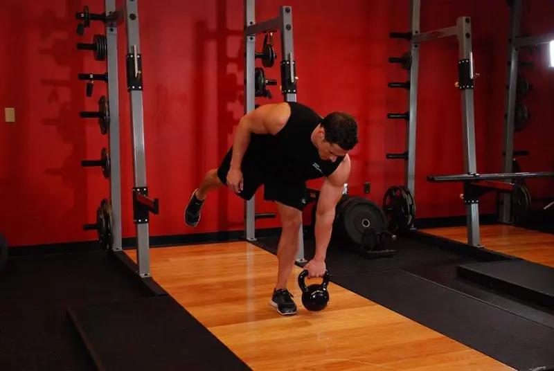 Kettlebell One-Legged Deadlift — finish position