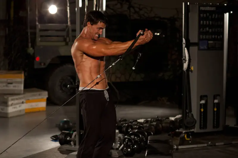 Low Cable Crossover — finish position