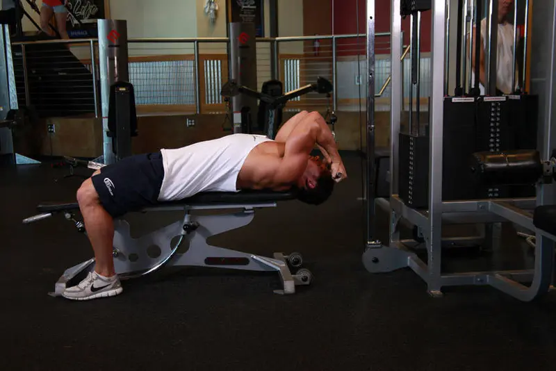 Lying Close-Grip Bar Curl On High Pulley — finish position