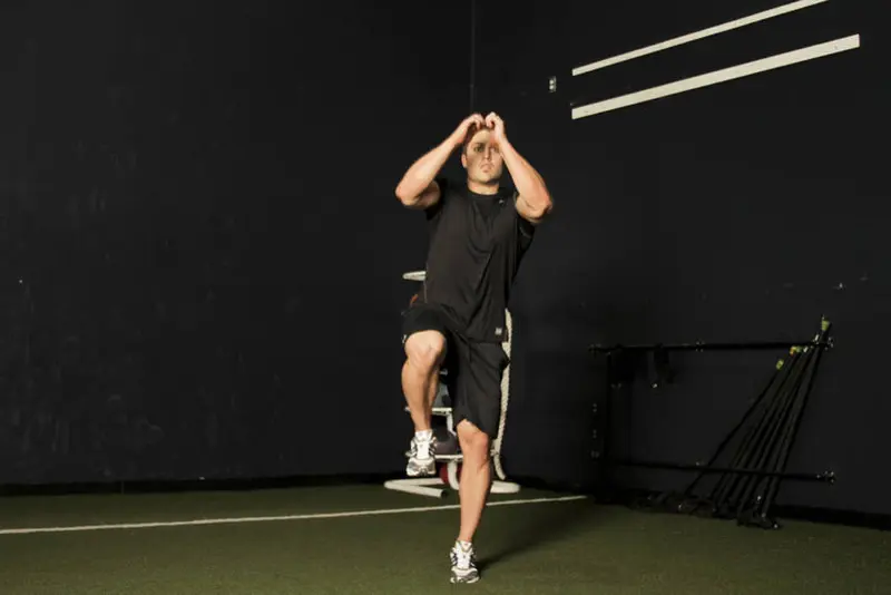 Single Leg Butt Kick — finish position