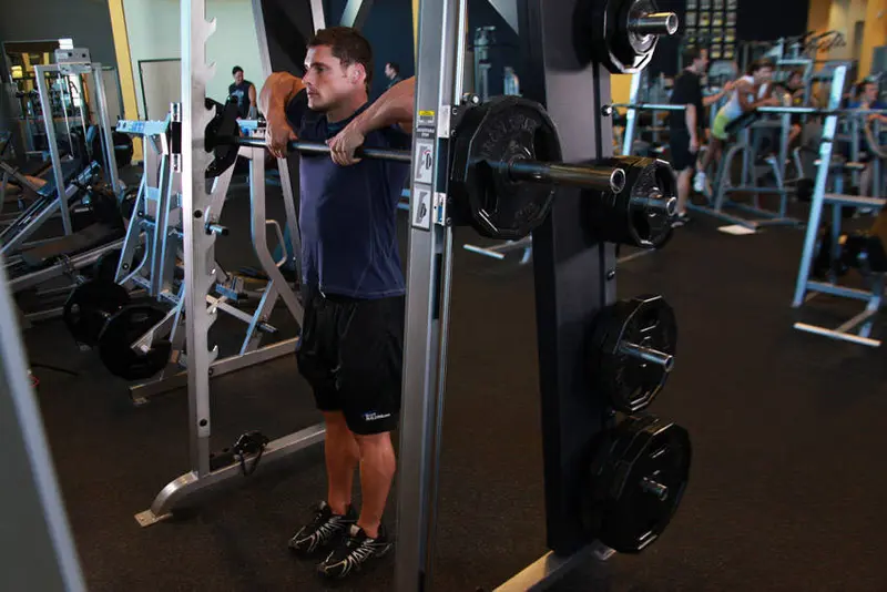 Smith Machine Upright Row — finish position