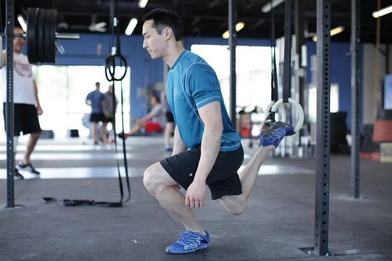 Suspended Split Squat — finish position